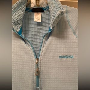 Patagonia R1 quarter zip - light blue